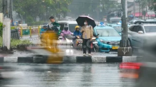BMKG: Sebagian Besar Ibu Kota Provinsi Diguyur Hujan Ringan pada 15 Juni 2026