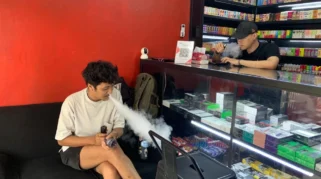 BPOM: Vape Ancaman Nyata bagi Generasi Muda, Bukan Sekadar Tren Gaya Hidup
