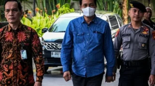 Bupati Muaraenim Edison Diperiksa sebagai Tersangka Suap Disdikbud di KPK