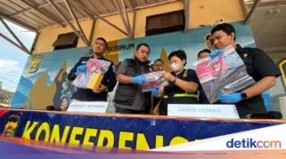 Buron Begal di Lampung Ditembak Polisi Hingga Tewas, Istri Histeris Tuntut Keadilan
