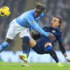 Chelsea F.C. Hadapi Dua Potensi Perubahan Skuad: Malo Gusto Diburu Man City, Maxence Lacroix Incaran Baru