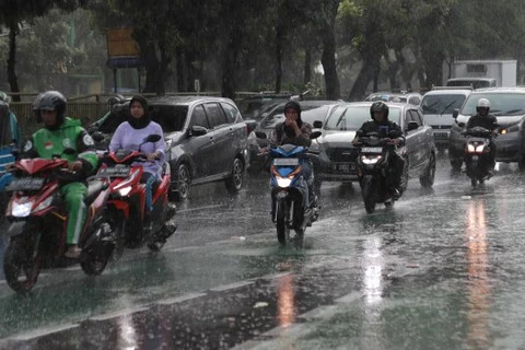 Cuaca Jakarta Hari Ini: Jakarta Barat, Selatan, dan Timur Berpotensi Hujan Ringan