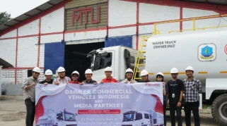DCVI dan MTU Kolaborasi Perkuat Integrasi Sasis-Bodi Truk Mercedes-Benz untuk Standar Mutu Tinggi