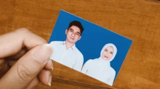 Dea Annisa dan Achmad Zacky Pamer Foto Berlatar Biru, Siap Menikah