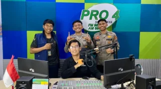 Dialog Siskamling RRI Surabaya: Sinergi Masyarakat Cegah Narkoba dan Kenakalan Remaja
