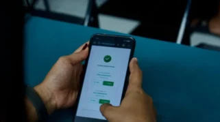 Digitalisasi Bansos: Kemensos Uji Coba Aplikasi Perlinsos di 42 Daerah, Surabaya Jadi Salah Satunya