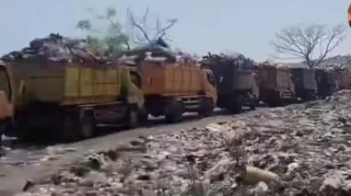DLHK Bantah TPA Jatiwaringin Longsor, Antrean Truk Dipicu Perawatan Alat Berat