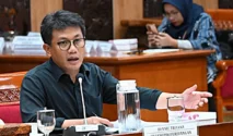 DPR Minta Kaji Rencana MBG di Luar Negeri, di Dalam Negeri saja Kalang Kabut