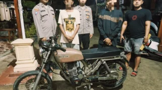 Dua Karyawan Warkop Diamankan Polsek Kedungpring dalam Kasus Curanmor
