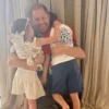 Duchess Meghan Bagikan Foto Manis Pangeran Harry dan Anak-Anak di Hari Ayah