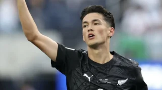 Elijah Just Catat Sejarah: Pemain Selandia Baru Pertama Cetak Brace di Piala Dunia