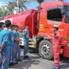 Elnusa Petrofin Edukasi 105 Siswa di Makassar, Waspadai Blind Spot Truk Tangki untuk Cegah Kecelakaan