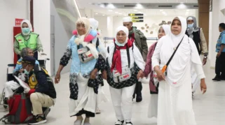 Fase Pemulangan Jemaah Haji Gelombang II Dimulai, Kemenhaj Ingatkan Larangan Bawa Air Zamzam di Koper