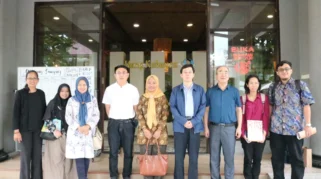 FIKK Unesa Jalin Kerja Sama Strategis dengan Shanghai University Perluas Jejaring Global
