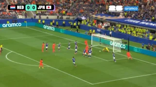 Filosofi 'Burung Tak Tinggalkan Jejak Keruh': Fans Jepang Punguti Sampah di Stadion Usai Imbang 2-2 Lawan Belanda