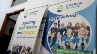 Foodbank Bandung: Menyelamatkan Makanan Surplus, Memberi Harapan bagi yang Membutuhkan