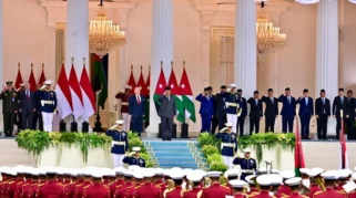 Foto: Prabowo Sambut Kedatangan Presiden Jerman di Istana Merdeka dengan Upacara Kenegaraan