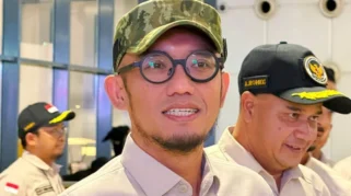 Garuda Delay Berjam-jam, Wamenhaj Minta Maskapai Beri Kompensasi ke Jemaah Haji