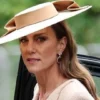 Gaun Krem Kate Middleton di Pernikahan Sepupu Pangeran William Tuai Sorotan
