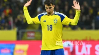 Gelandang Swedia Yasin Ayari Tak Rayakan Gol ke Gawang Tunisia, Ini Alasannya
