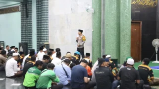 Gubernur Mahyeldi Hadiri Doa Bersama Tujuh Hari Wafatnya Ibunda Kapolda Sumbar, Ajak Refleksi Kematian