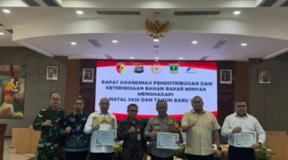 Gubernur Sumatera Barat Pimpin Rakor Pengawasan BBM Subsidi, Dorong Pembentukan Satgas di Daerah