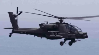 Helikopter Apache AS Jatuh Dekat Selat Hormuz, Trump Pastikan Pilot Selamat