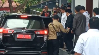 Insiden Mobil Mengguling di Eastham, Anak 4 Tahun Luka dan Dibawa ke Rumah Sakit