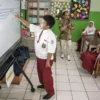 Interactive Flat Panel Terbukti Tingkatkan Motivasi Belajar Siswa di Seluruh Indonesia