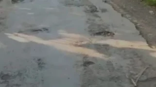 Jalan Rusak Parah di Daren Jepara Rugikan Pedagang, Debu dan Kecelakaan Jadi Keluhan