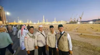 Jemaah Haji Diimbau Tertib saat Berziarah ke Makam Baqi di Madinah