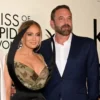 Jennifer Lopez Akui Harus Mengenal Dirinya Lagi Usai Cerai dari Ben Affleck