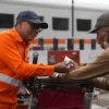 KAI Daop 7 Madiun Gandeng Railfans untuk Edukasi Keselamatan di Perlintasan Sebidang