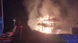 Kapal Nelayan Terbakar di PPN Brondong, Kerugian Capai Rp1,6 Miliar