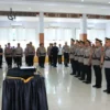 Kapolres Sampang Pimpin Sertijab Pejabat Utama dan Enam Kapolsek, Tekankan Adaptasi dan Pelayanan Humanis
