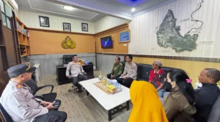 Kapolres Sumenep Sambut Laksda Ali Triswanto dalam Kunjungan Kerja untuk Perkuat Sinergi Keamanan Wilayah Kepulauan