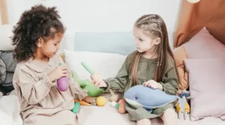 Kecanggihan Otak Anak: Lancar Bicara Sebelum Kenal Huruf, Ini Penjelasan Neurosains