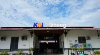 Kereta Api Sumatra Barat Angkut 913.674 Penumpang hingga Mei 2026
