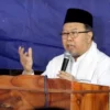 KH Didin Hafidhuddin: Membiarkan LGBT Sama dengan Menghancurkan Bangsa