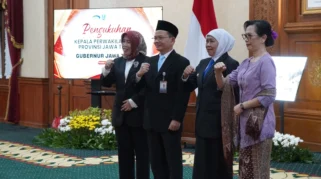Khofifah Resmi Kukuhkan Hasoloan Manalu sebagai Kepala Perwakilan BPKP Jatim