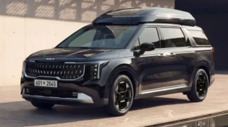 Kia Carnival High Roof Sasar Keluarga Besar dengan Ruang Kabin Ekstra Lapang