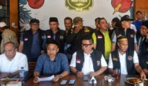 Klarifikasi Aksi Penganiayaan yang Viral: Pria yang Dipukul Ternyata Pelaku Penggelapan Mobil