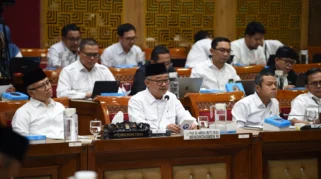 Komisi X Tegaskan Guru Harus Jadi Pusat Kebijakan Pendidikan Nasional, Soroti Nasib Honorer