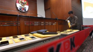 KPK akan lelang 106 aset rampasan pada 18 Juni, ada ikat pinggang mewah hingga mesin pembuat kopi