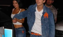 Kylie Jenner dan Timothée Chalamet Tampil Serasi dengan Denim Bertema Knicks di Courtside NBA Finals