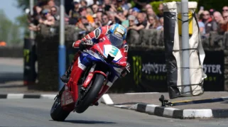 Live Sport Terbaru: Sorotan Lengkap Pertandingan Cricket, Balap Isle of Man TT, Softball Ohio, dan French Open 2026