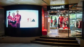 Liverpool FC Resmikan Toko Ritel Mandiri Ketiga di Indonesia, Kini Hadir di Bali