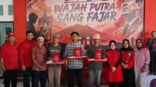 Lomba Lukis Putra Sang Fajar: Lukisan Terpilih Dipajang di Kantor DPC PDI Perjuangan Kabupaten Kediri
