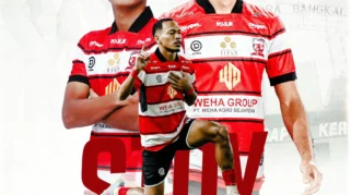 Madura United Pertahankan Riski Afrisal, Gio Numberi, dan Aji Kusuma untuk Liga Super 2026/2027