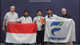 Mahasiswa Asal Banyuwangi Juarai Kompetisi Satelit AAS-NASA di AS